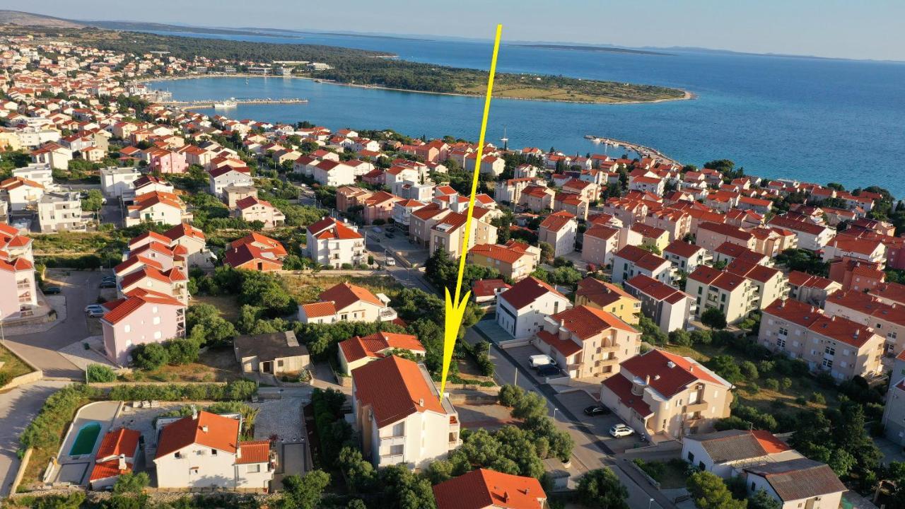 Apartments Tomy Novalja Kültér fotó