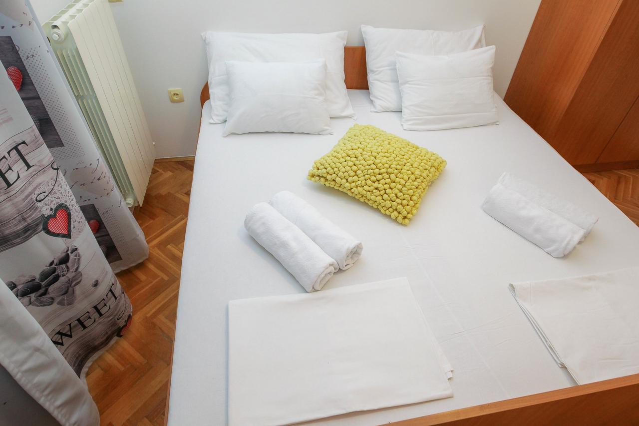 Apartments Tomy Novalja Kültér fotó